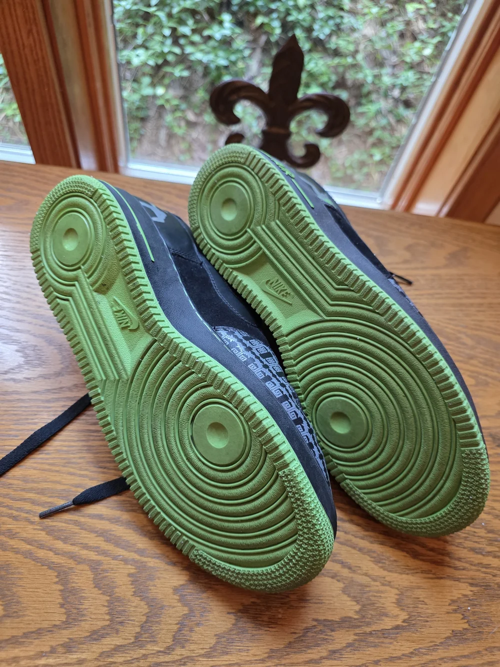 Vintage Nike Airforce 1 Premium Lucha Libre Black & Lime Green Air Sneakers Sz 9